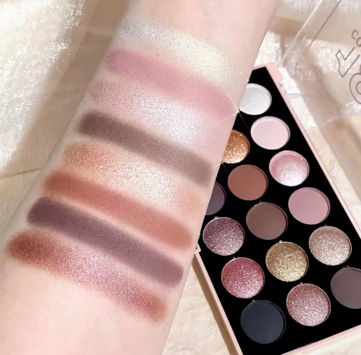 Palette de fards à paupières 18 couleurs